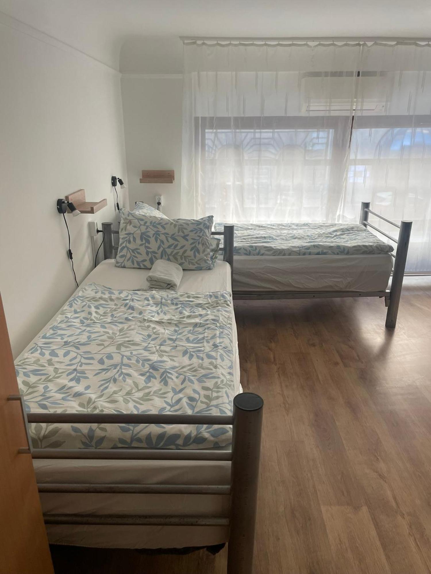 Center Hostel And Guest House Budapest Bagian luar foto