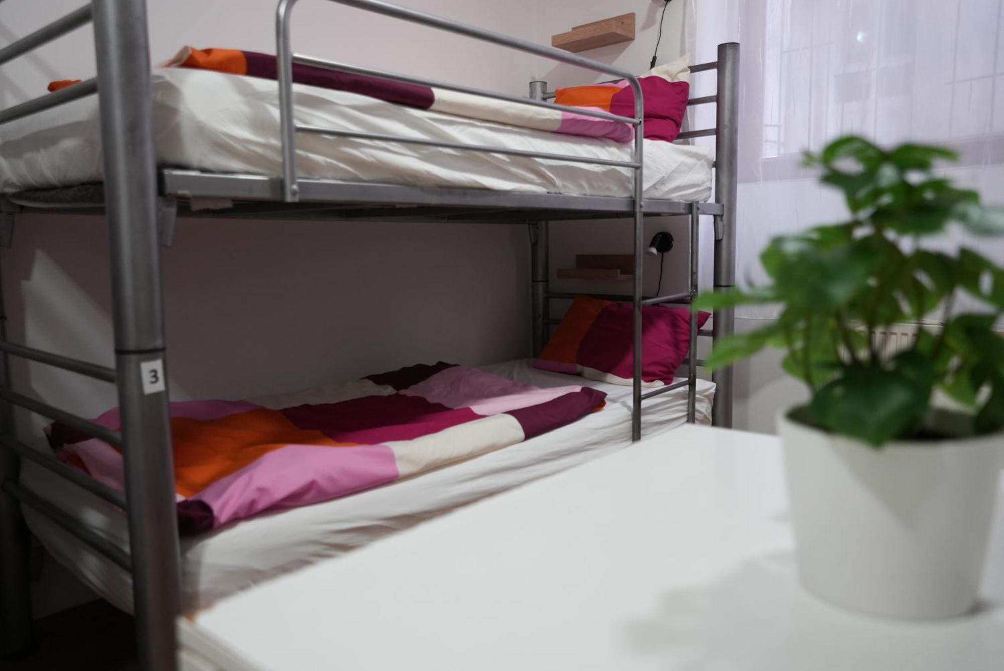 Center Hostel And Guest House Budapest Bagian luar foto