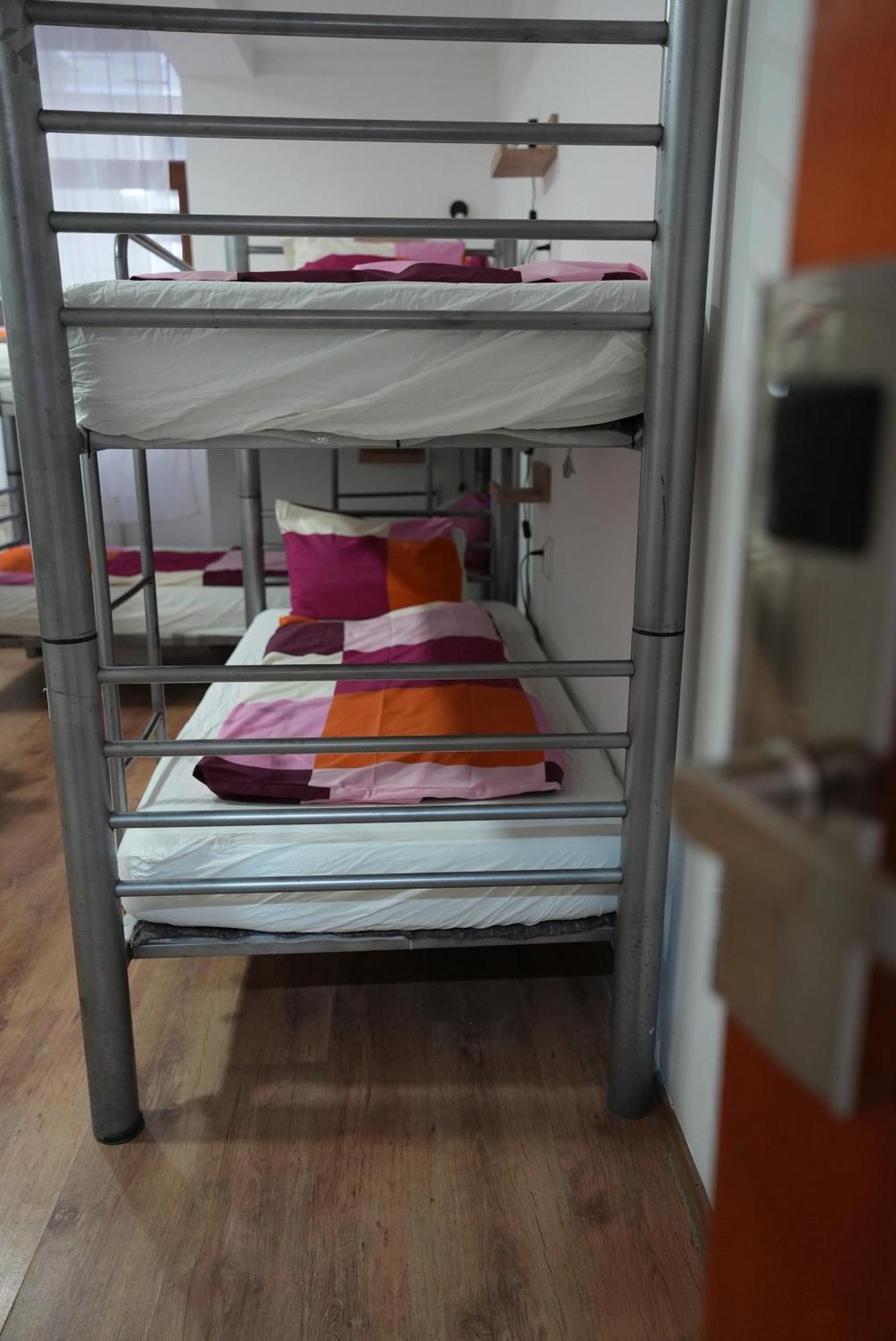Center Hostel And Guest House Budapest Bagian luar foto